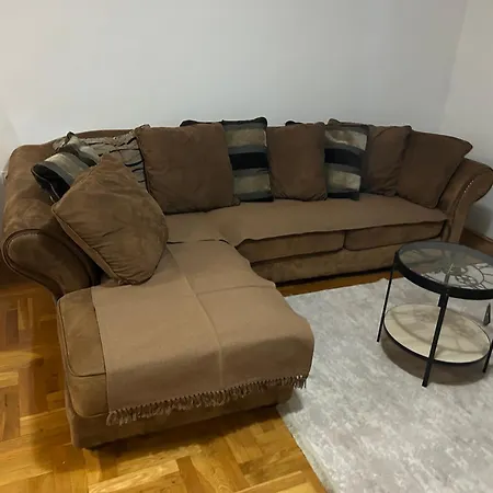 Apartment Stan Na Dan Miki Podgorica